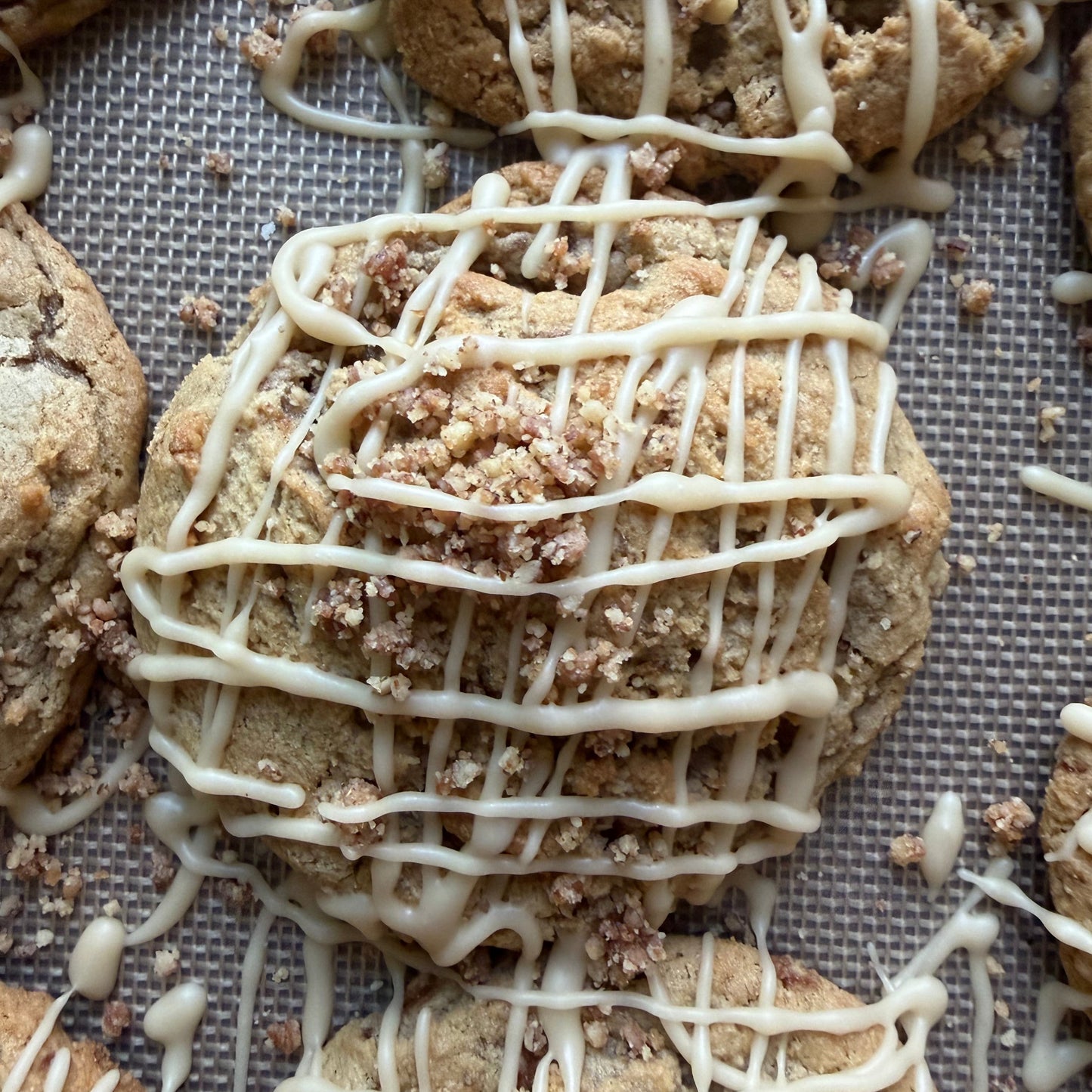 Maple Pecan Cookies - September through November